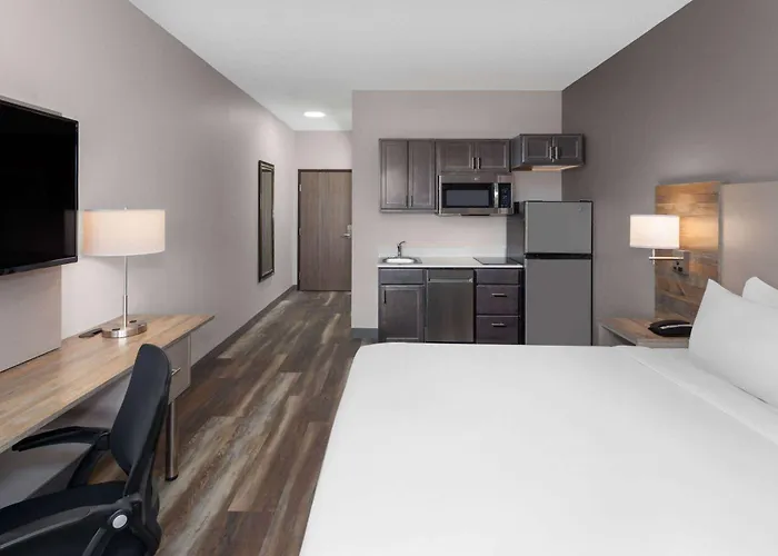 Hotel with pool: Links Bos Landen Hotel & Spa Of Pella, Trademark By Wyndham